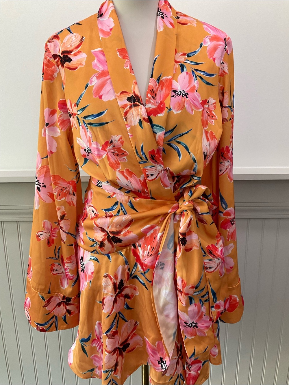 Significant Other Floral Wrap Mini Dress Bell Sleeve US 10 - Picture 2 of 5